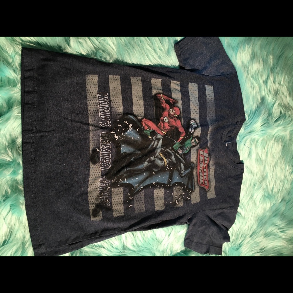 New! Justice league t shirt new never been Worn